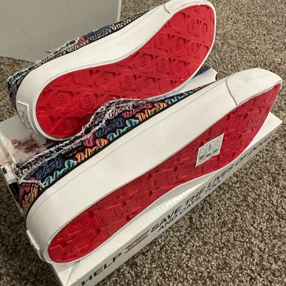 Bobs Sketchers Woof Crush - Picture 4 of 4